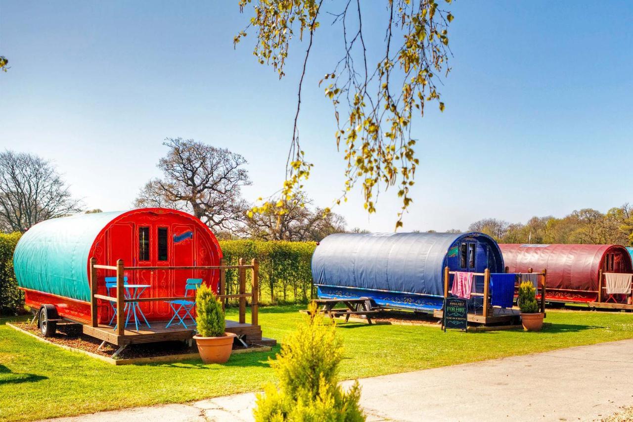 Hotel Glamping At South Lytchett Manor Poole Zewnętrze zdjęcie