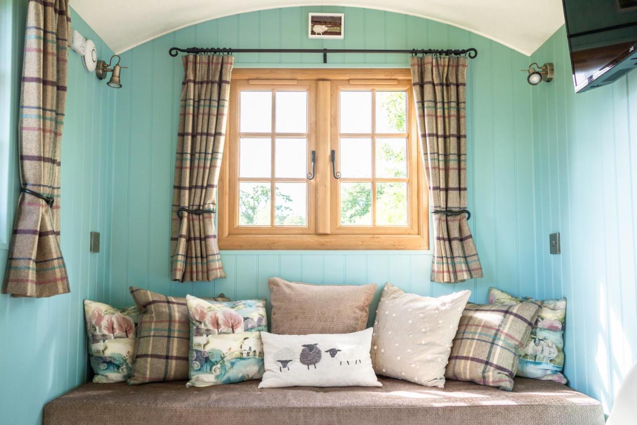 Hotel Glamping At South Lytchett Manor Poole Zewnętrze zdjęcie