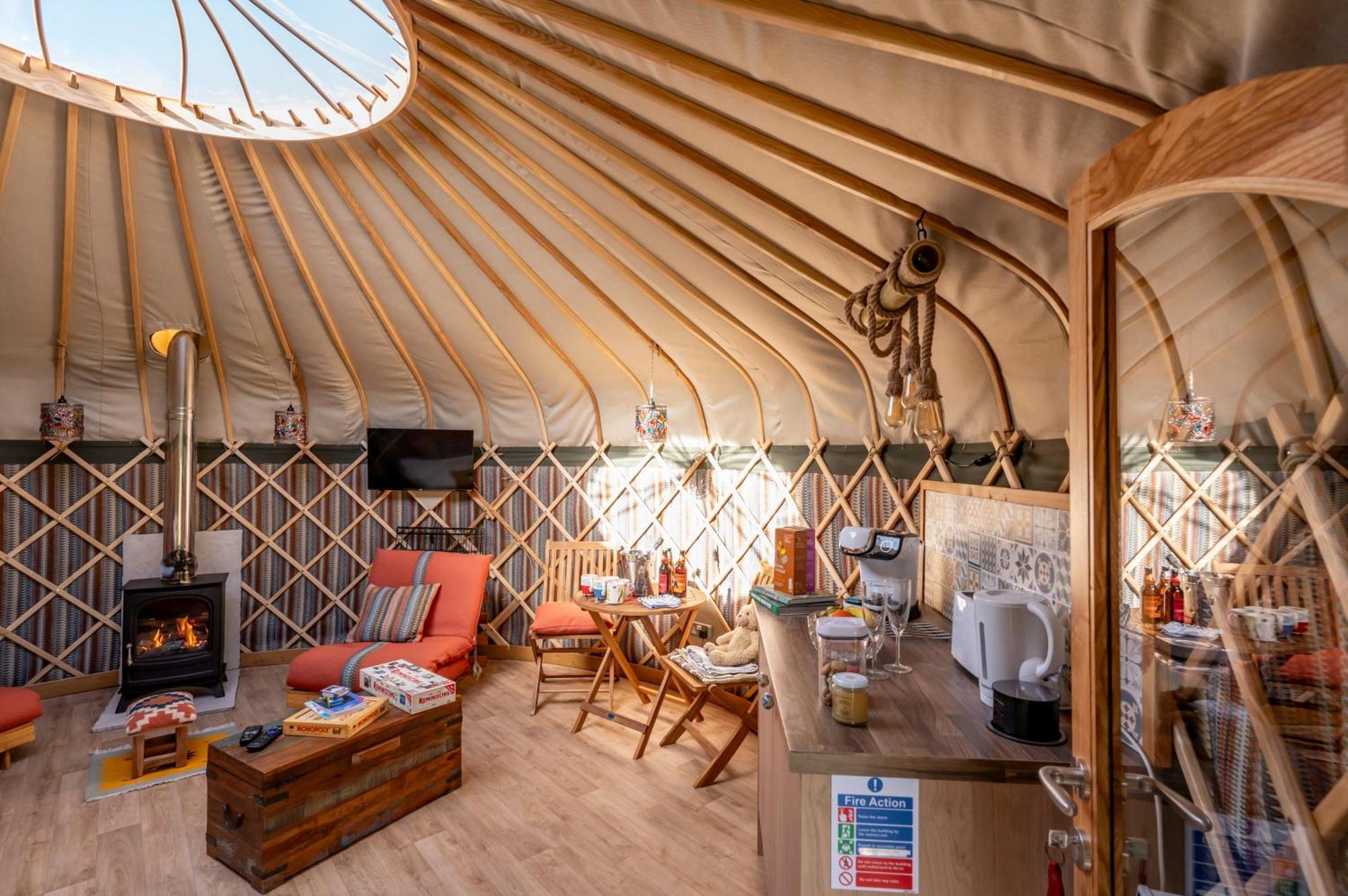 Hotel Glamping At South Lytchett Manor Poole Zewnętrze zdjęcie