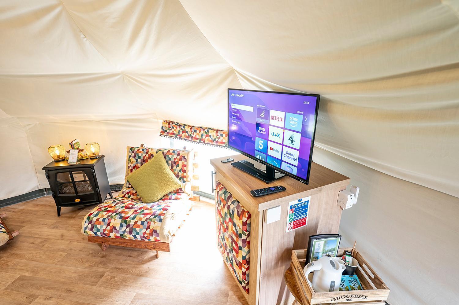 Hotel Glamping At South Lytchett Manor Poole Zewnętrze zdjęcie